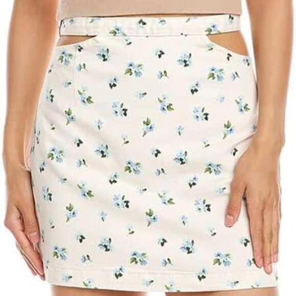 NWT | WeWoreWhat x Revolve White Blue Floral Cut Out Mini Skirt Large - Picture 2 of 9